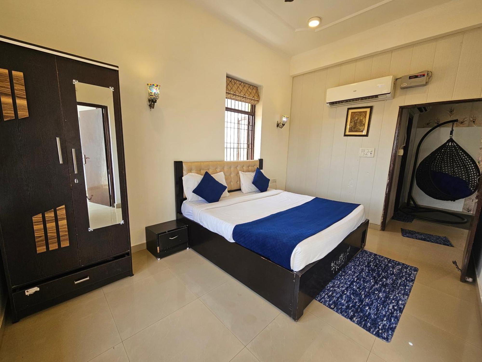 Elegance Resort Vrindāvan Esterno foto